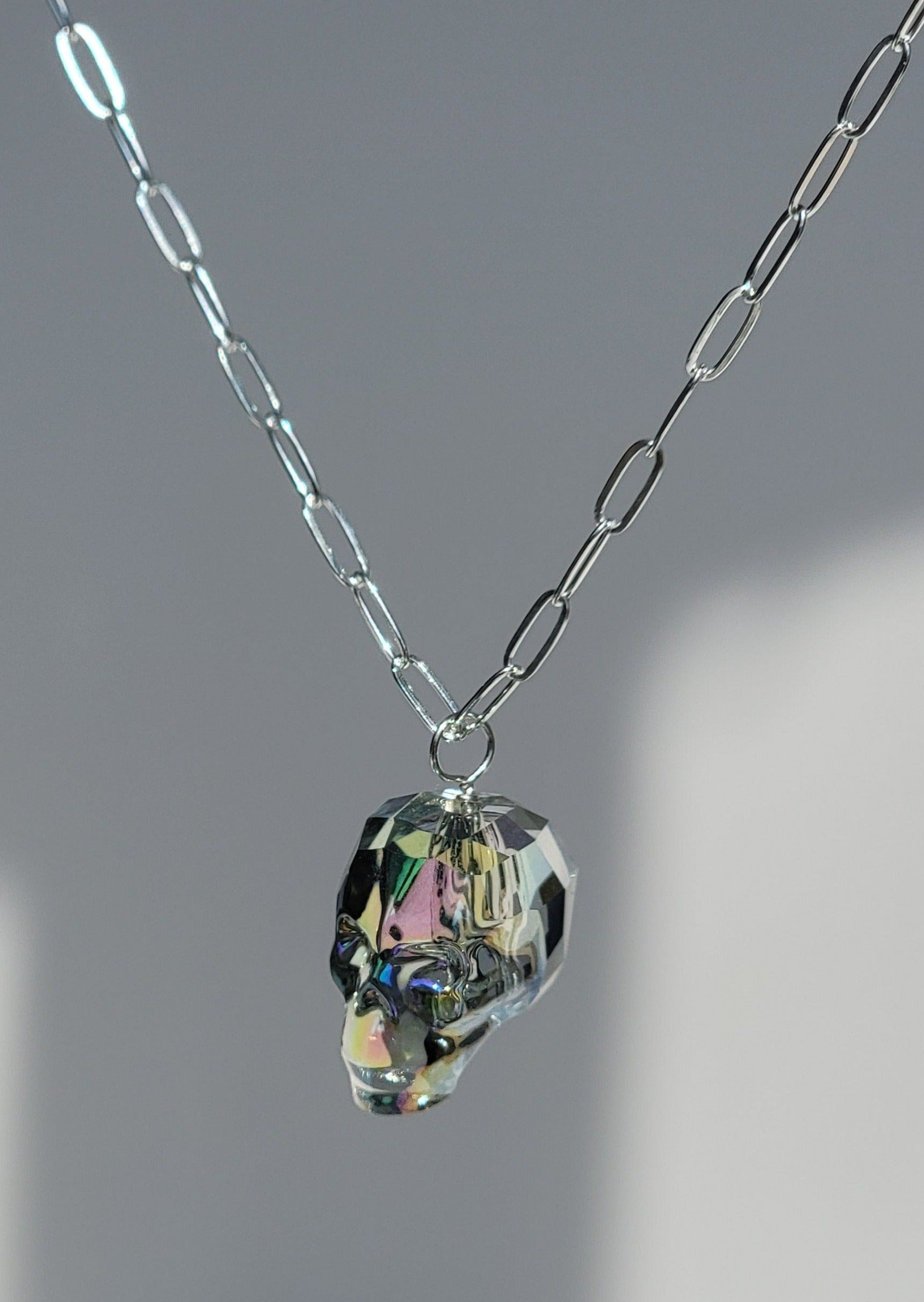Alexander McQueen Swarovski Crystal-embellished Ivy Skull Necklace in  Metallic for Men | Lyst